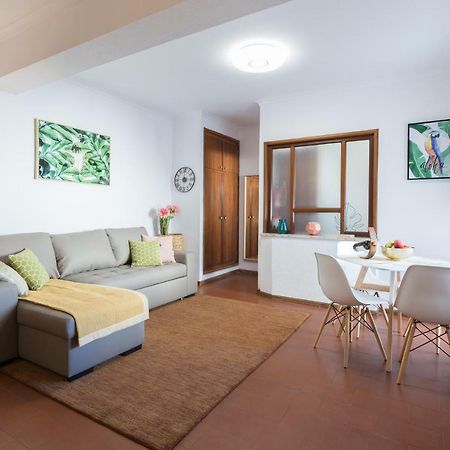 2 Comfy Bright Flats With Netflix Apartment ปอร์โต ภายนอก รูปภาพ