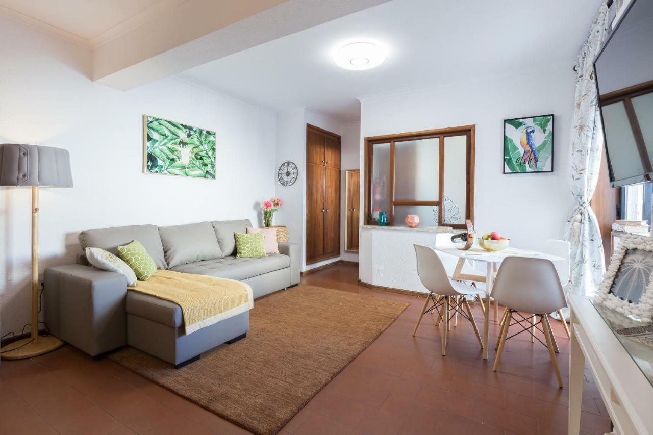 2 Comfy Bright Flats With Netflix Apartment ปอร์โต ภายนอก รูปภาพ