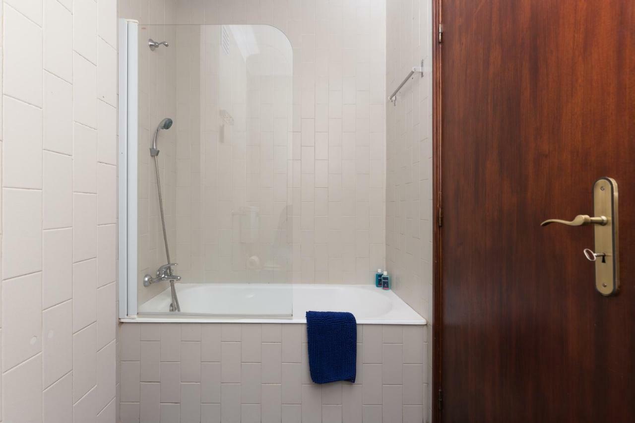 2 Comfy Bright Flats With Netflix Apartment ปอร์โต ภายนอก รูปภาพ