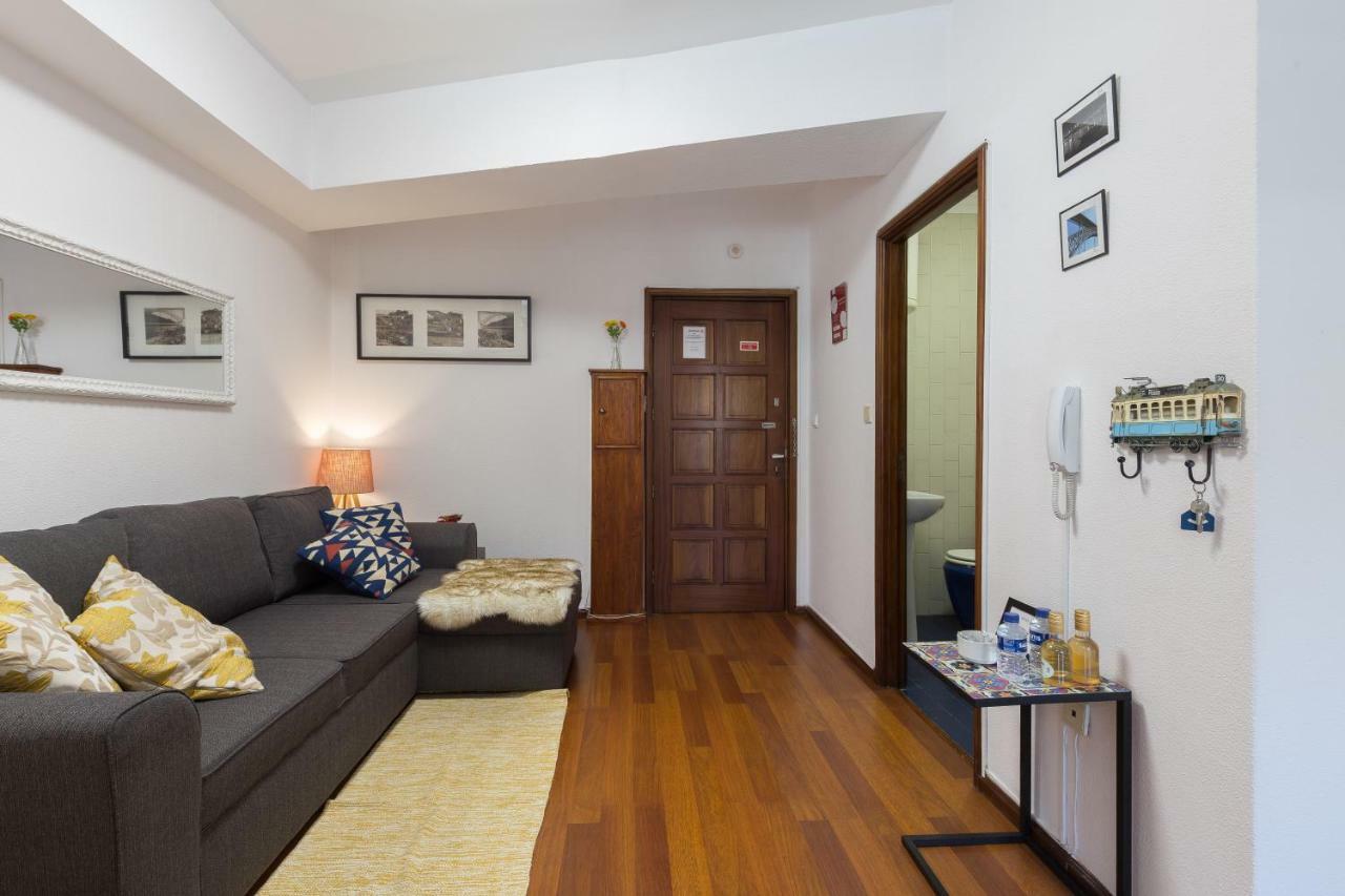 2 Comfy Bright Flats With Netflix Apartment ปอร์โต ภายนอก รูปภาพ